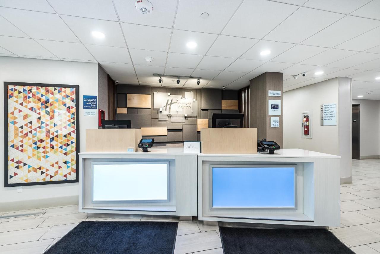 Holiday Inn Express Flint-Campus Area By Ihg Eksteriør bilde
