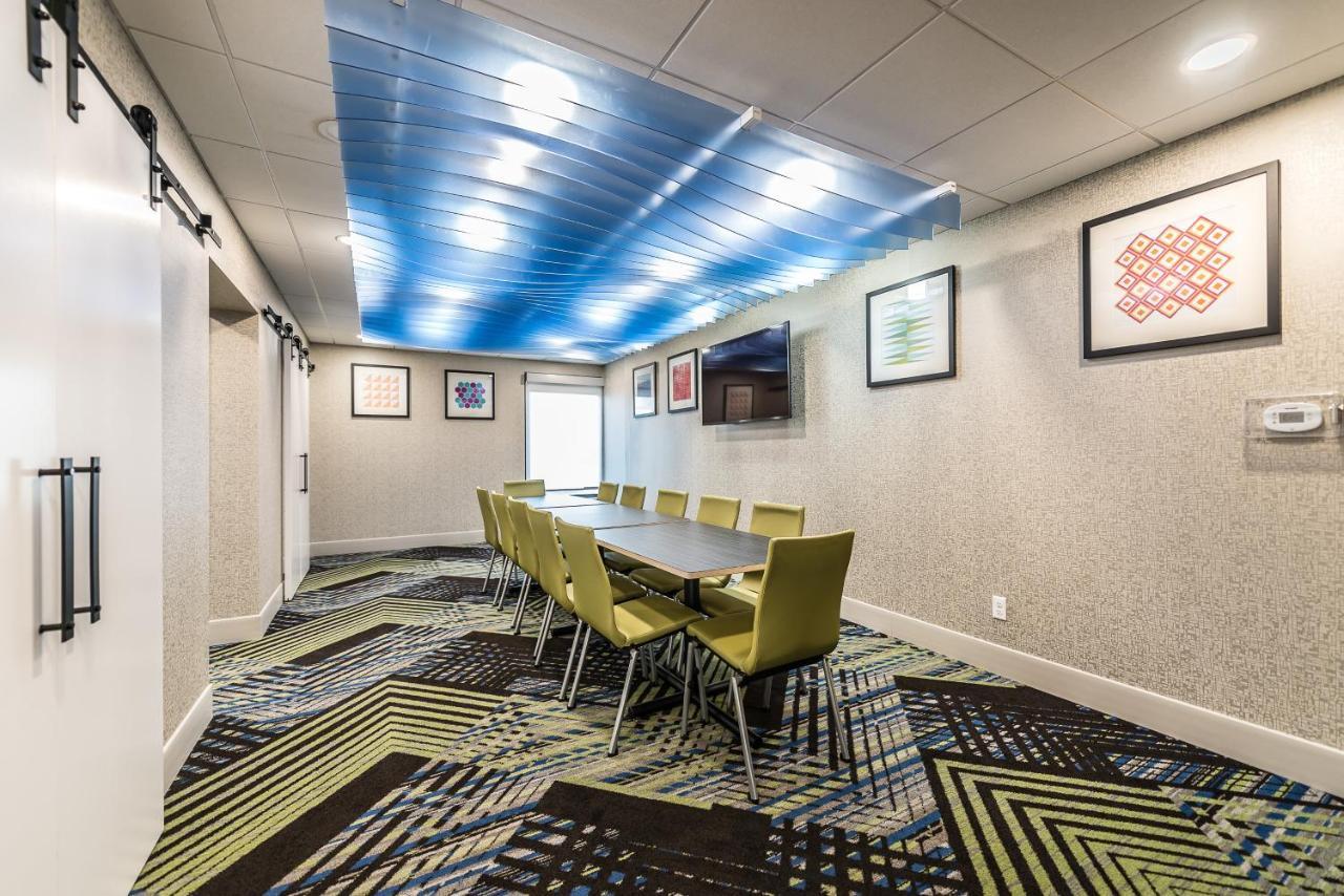 Holiday Inn Express Flint-Campus Area By Ihg Eksteriør bilde