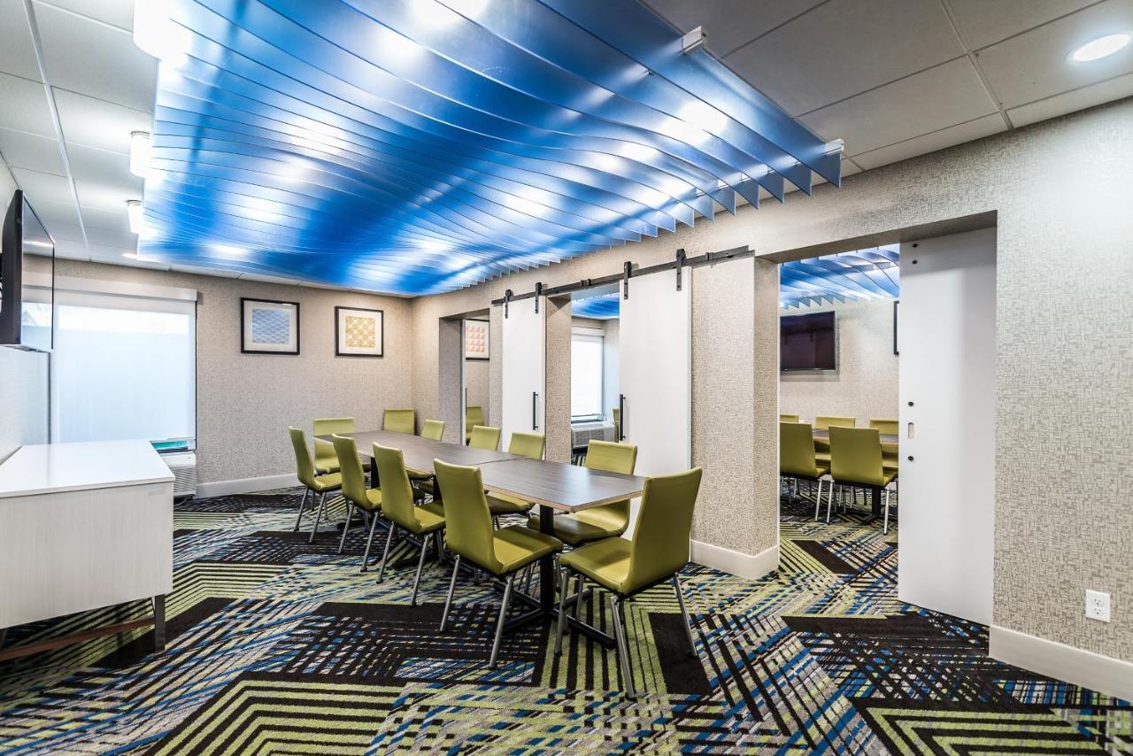 Holiday Inn Express Flint-Campus Area By Ihg Eksteriør bilde